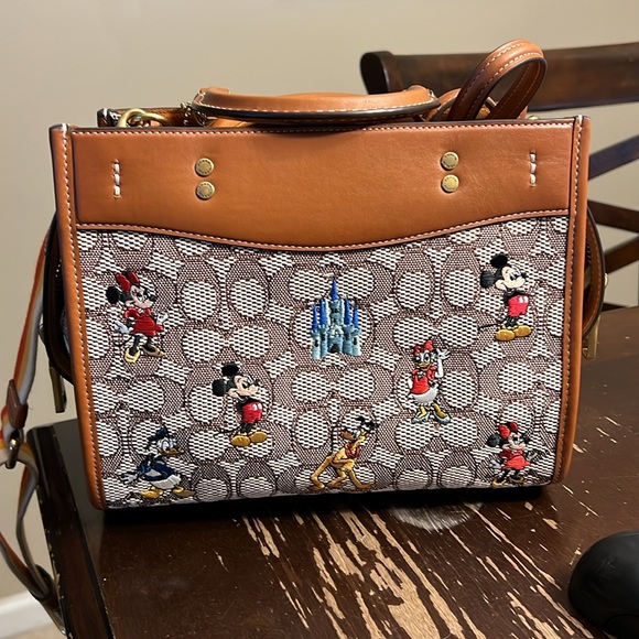 Disney x Coach Rogue 25 - Picture 2 of 9
